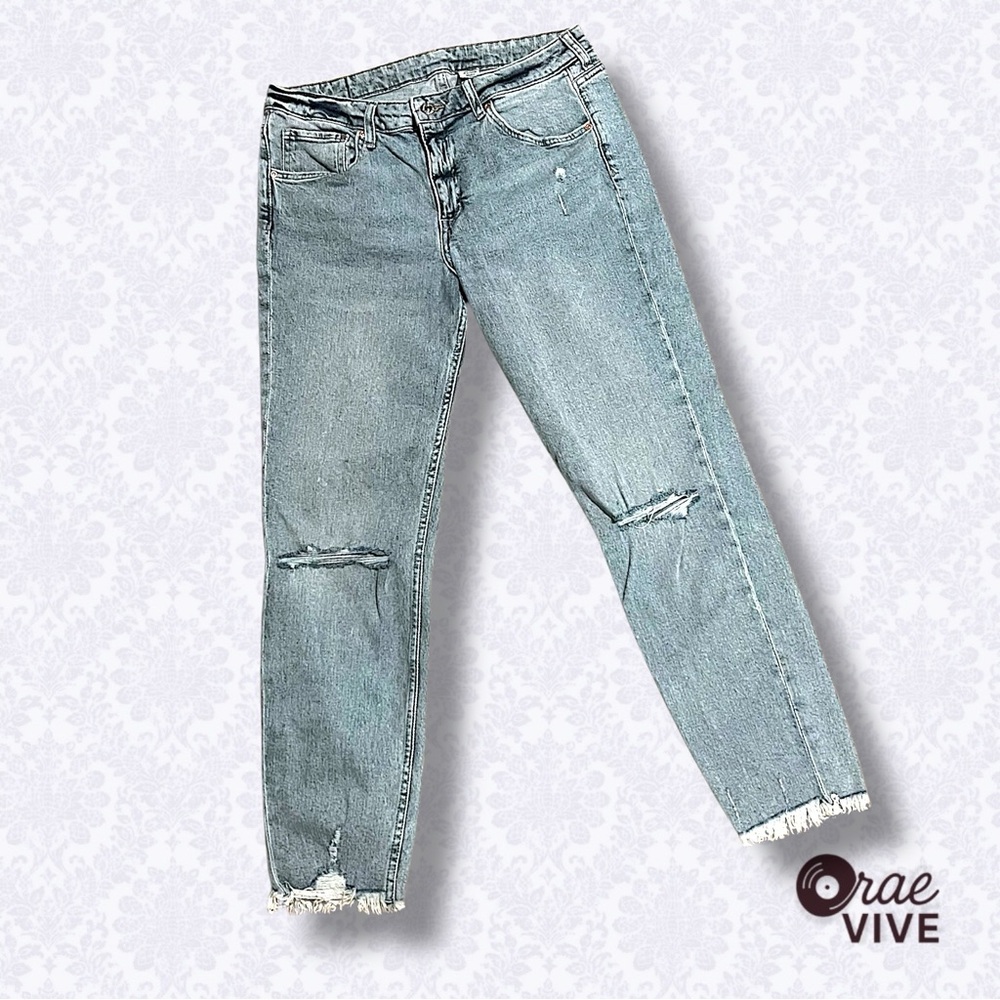 H&M Women’s “Girlfriend Fit” Relaxed Denim [US/10]